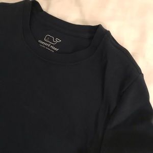 Vineyard vines crew neck cotton top
